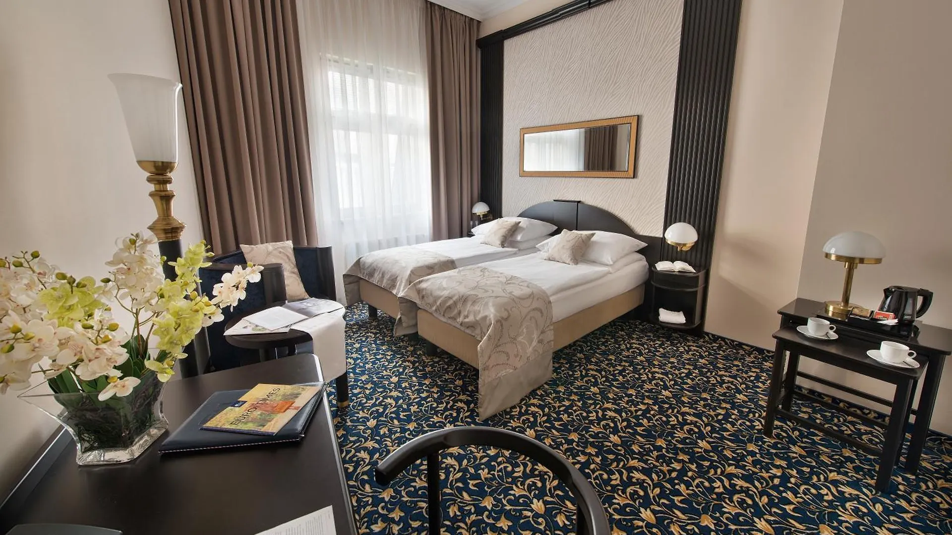 Hotel Esprit Prag 4*,